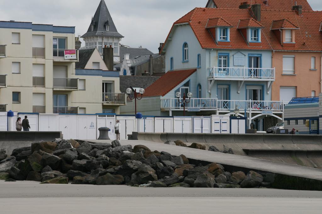 Villa Tremail - La Plage Au Pied De Votre Chambre Wimereux Exterior photo