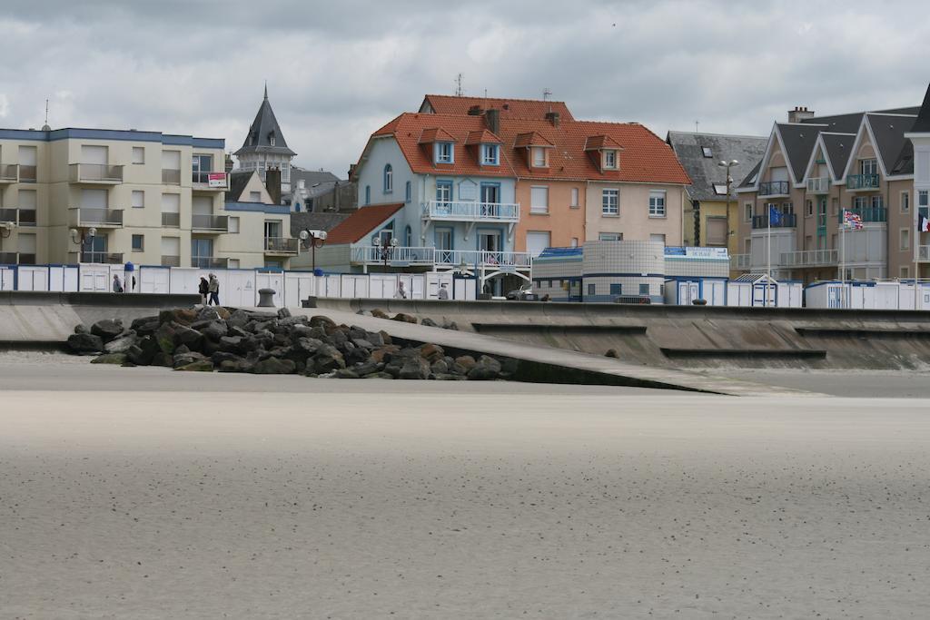 Villa Tremail - La Plage Au Pied De Votre Chambre Wimereux Exterior photo