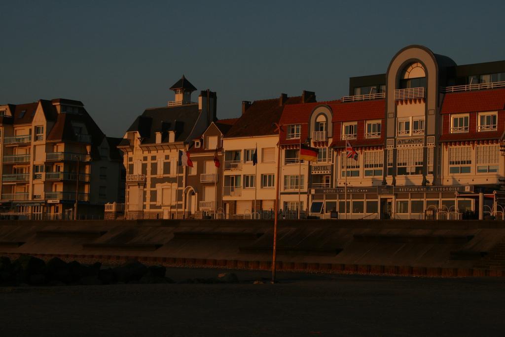 Villa Tremail - La Plage Au Pied De Votre Chambre Wimereux Exterior photo